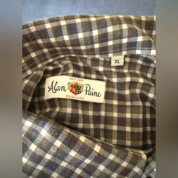 Alan Paine White and Blue Casual Button Down Shirt with Classic Plaid Design - Picture 3 of 5